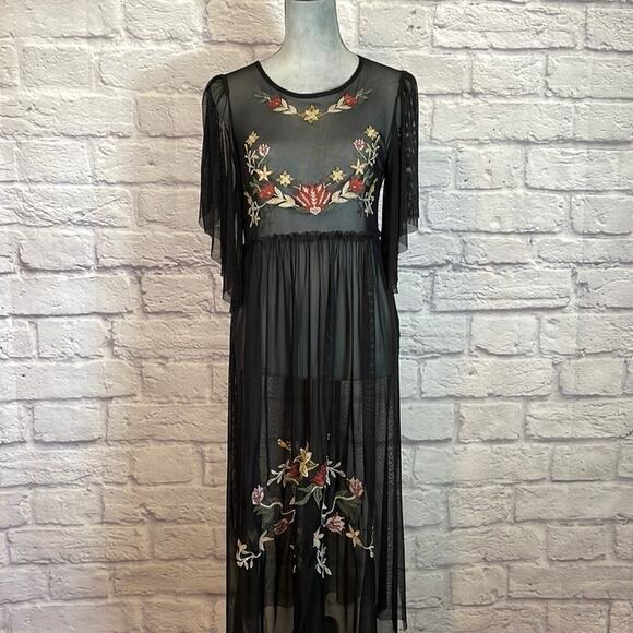 Coco & Jaimeson sheer mesh maxi dress - Picture 1 of 6